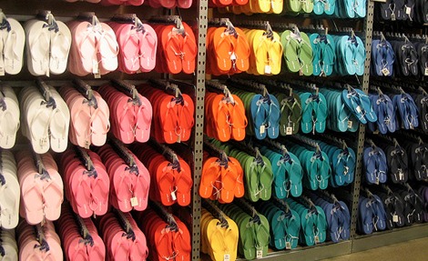Old Navy Flip Flop Sale 2010: Store Hours And Location Guide